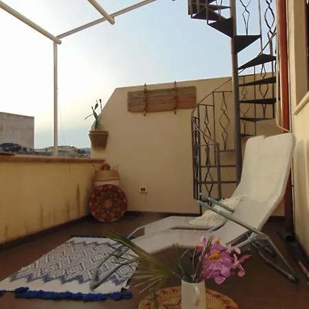 Casa Vacanze Giulia-noto Apartment *